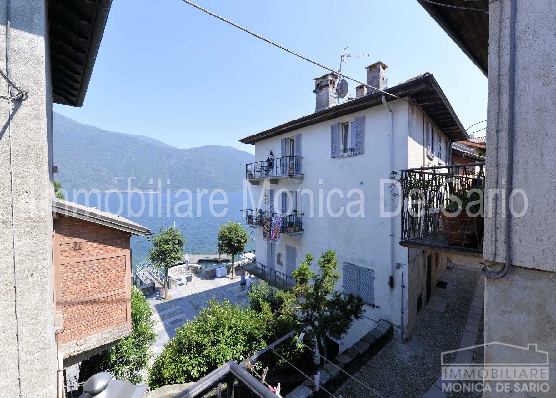 Houses / Villas Cannobio